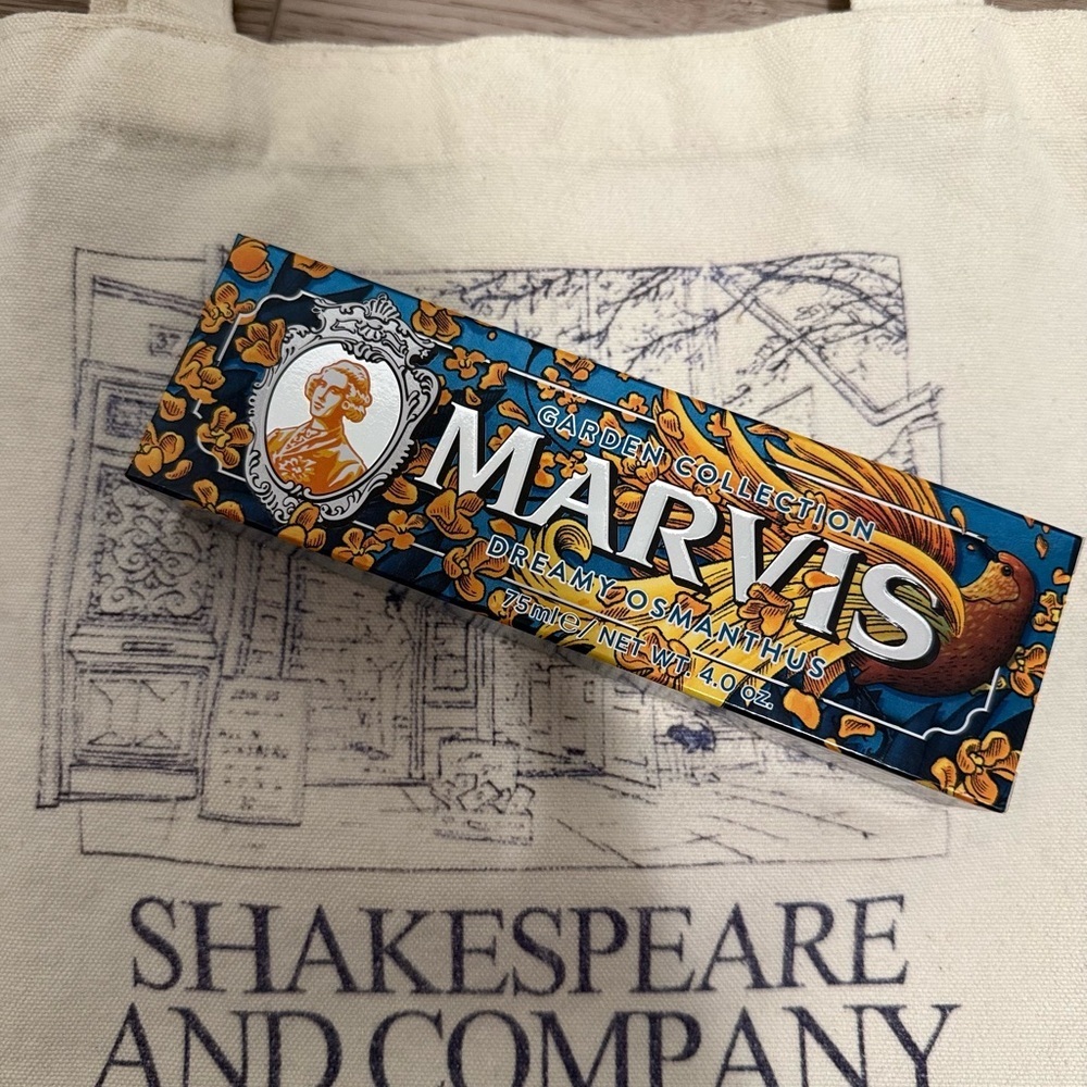 Marvis Dreamy Osmanthus Italian Luxury Toothpaste Garden Apricot & Peach 75ml